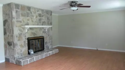 115 Robert E Lee Dr, Ringgold, GA 30736 photo 3
