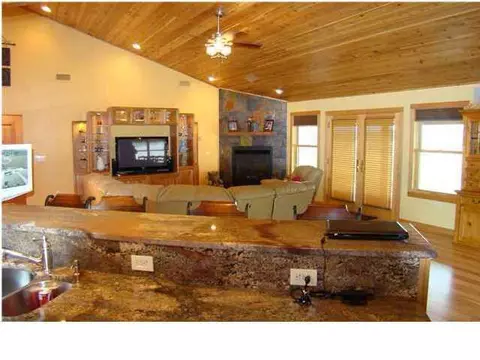 157 Lewis Rd, Dunlap, TN 37327 photo 4