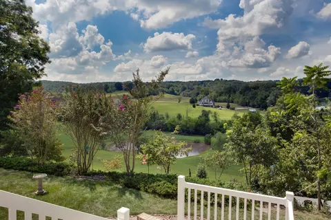 183 Greystone Dr, Ringgold, GA 30736 photo 2