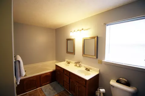 372 Spring Meadows Dr, Ringgold, GA 30736 photo 14