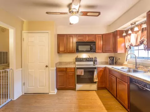 4030 E Freedom Cir, Ooltewah, TN 37363 photo 17