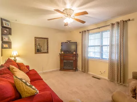 4030 E Freedom Cir, Ooltewah, TN 37363 photo 8