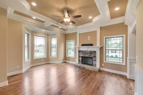 6891 Robin Dr, Chattanooga, TN 37421 photo 7