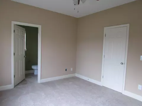 2004 Sharp St, Chattanooga, TN 37404 photo 2