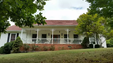 157 Overlook Dr, Jasper, TN 37347 photo 3