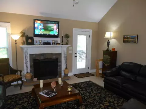 7377 Pfizer Dr, Ooltewah, TN 37363 photo 3