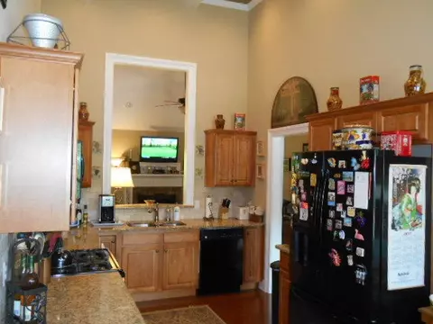 7377 Pfizer Dr, Ooltewah, TN 37363 photo 8