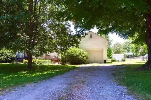 6848 Robin Dr, Chattanooga, TN 37421 photo 3