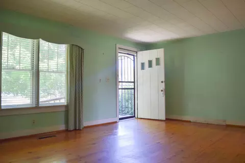 6848 Robin Dr, Chattanooga, TN 37421 photo 5