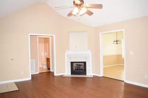1105 Spring Meadows Dr, Ringgold, GA 30736 photo 4