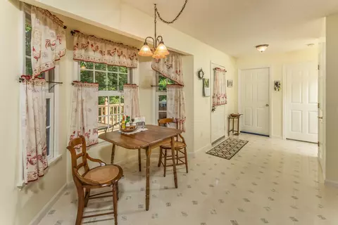 5221 Silver Ln, Apison, TN 37302 photo 9