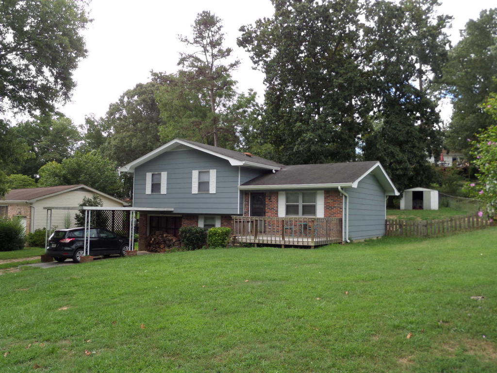 561 Stapp Dr, Ringgold, GA 30736 photo 1