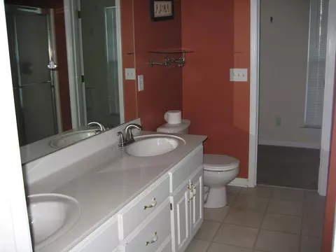 364 Bloomington Dr, Dalton, GA 30721 photo 9