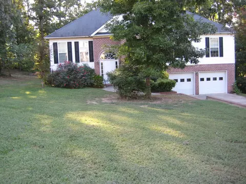 364 Bloomington Dr, Dalton, GA 30721 photo 1