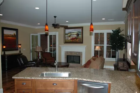 135 E 3rd St, Chattanooga, TN 37403 photo 10
