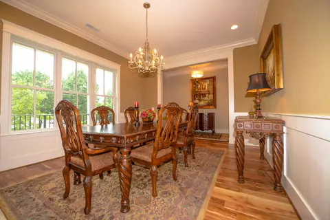135 E 3rd St, Chattanooga, TN 37403 photo 4