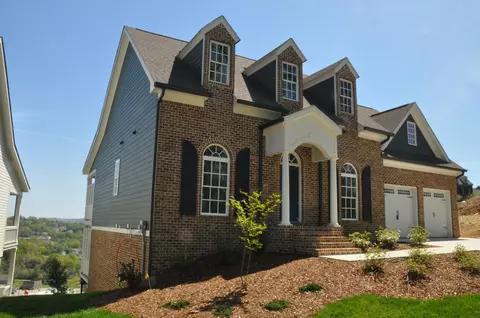 608 Whitehall Rd, Chattanooga, TN 37405 photo 2