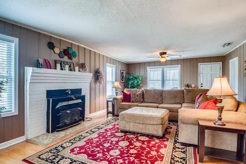 7567 Mcdaniel Ln, Ooltewah, TN 37363 photo 3