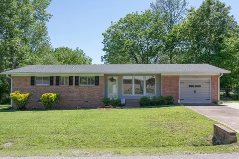 8020 Plaxco Dr, Chattanooga, TN 37421 photo 1