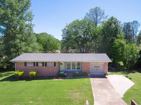 8020 Plaxco Dr, Chattanooga, TN 37421 photo 3