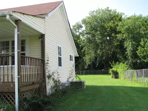 200 E 2nd St, Jasper, TN 37347 photo 3
