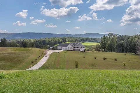 1415 Mcintire Rd, Rock Spring, GA 30739 photo 1