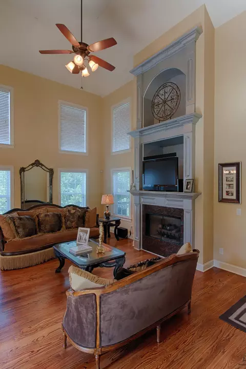 1121 Renas Ter, Chattanooga, TN 37421 photo 8