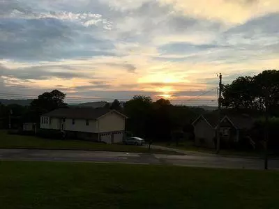 83 Martz Dr, Ringgold, GA 30736 photo 3