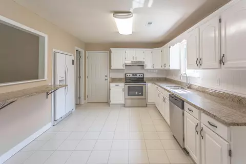 539 Colony Cir, Fort Oglethorpe, GA 30742 photo 14