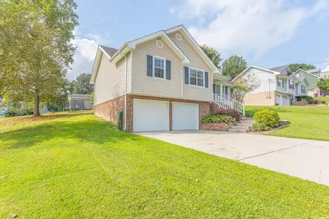 236 Lee Dr, Ringgold, GA 30736 photo 2