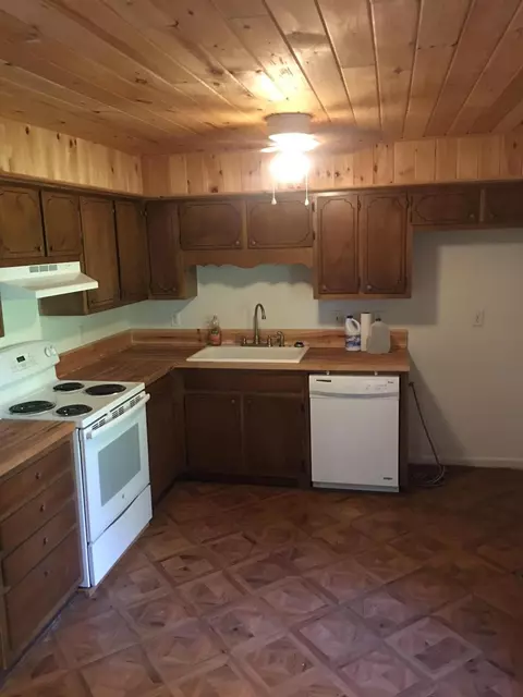 643 Sherry Rd, Jasper, TN 37347 photo 4