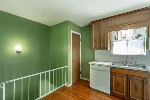 908 Sutton Dr, Hixson, TN 37343 photo 11