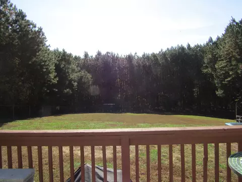 314 Pinewood Dr, Rock Spring, GA 30739 photo 4
