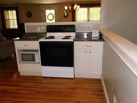 5843 Tyner Ln, Harrison, TN 37341 photo 2