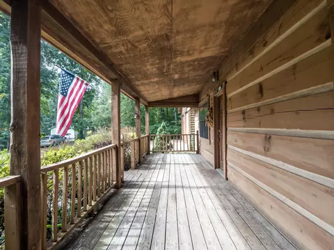 361 Herbert Dr, Jasper, TN 37347 photo 2