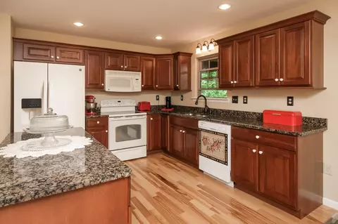 196 Mountain View Cir, Ocoee, TN 37361 photo 6