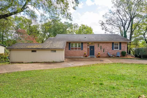4506 Crestview Dr, Chattanooga, TN 37415 photo 2