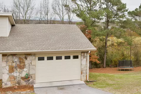 2510 E Hillview Dr, Dalton, GA 30721 photo 12