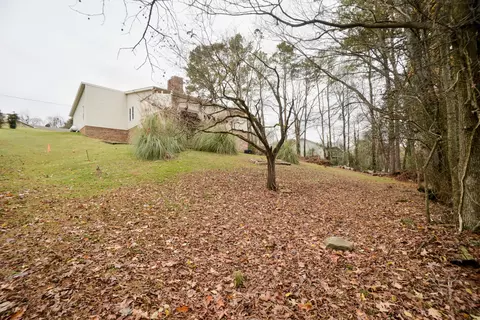 2510 E Hillview Dr, Dalton, GA 30721 photo 7