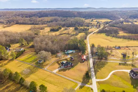 68 Will Potts Rd, Ringgold, GA 30736 photo 3