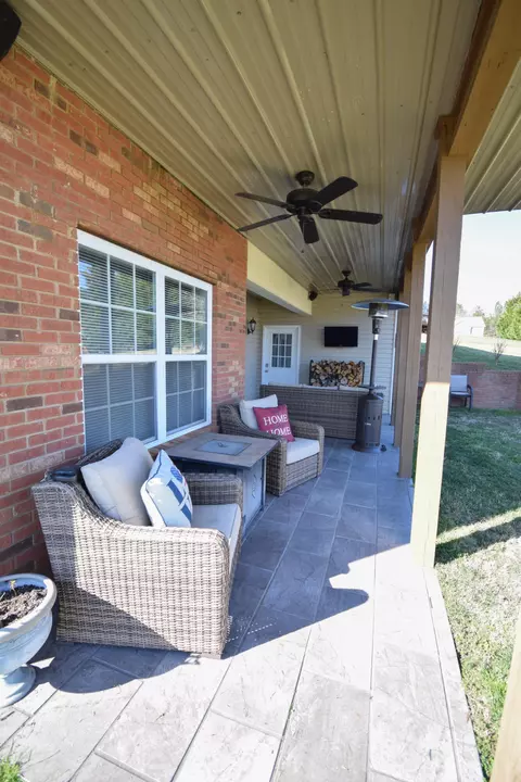 43 Oak Run, Rock Spring, GA 30739 photo 6