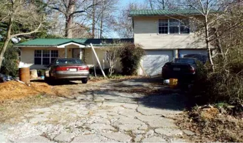 965 SE Cavender Rd, Dalton, GA 30721 photo 1