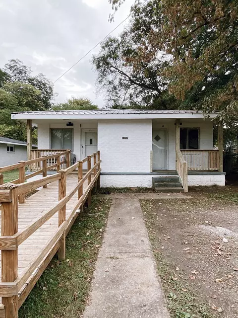 1102 N Hawthorne St, Chattanooga, TN 37406 photo 1