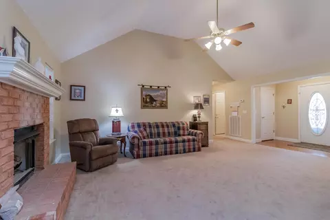 103 Bent Tree Dr, Ringgold, GA 30736 photo 3