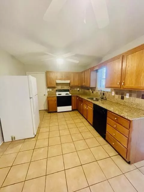 68 Amlin Dr, Ringgold, GA 30736 photo 3