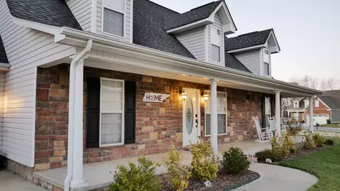 8564 Lexie Ln, Ooltewah, TN 37363 photo 2