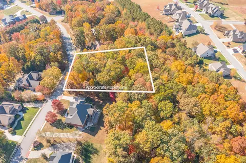1715 Emerald Pointe Dr #37, Soddy Daisy, TN 37379