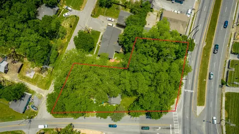 107 Lakeview Dr #057-058, Rossville, GA 30741