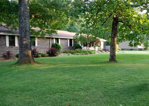 1658 E Boy Scout Rd, Hixson, TN 37343 photo 2