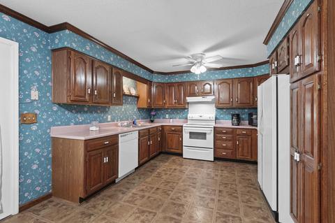 68 Stagg St, Dunlap, TN 37327 photo 9